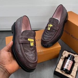 Stock 💥Luxury Louis Vuitton Original Classic Shoe💥