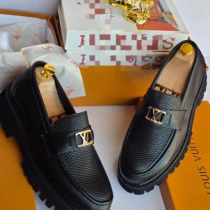Stock 💥Luxury Louis Vuitton Original Classic Shoe💥